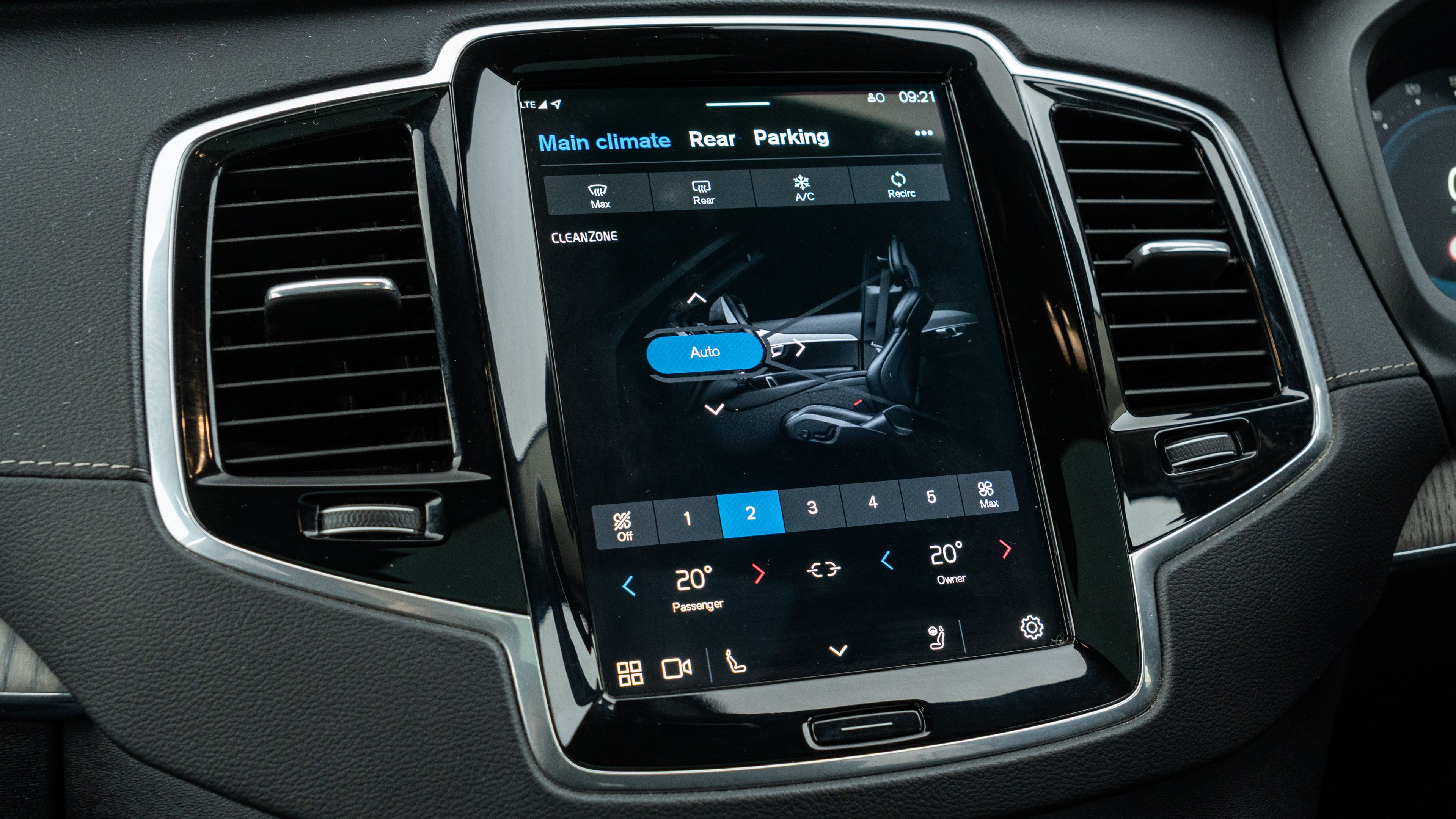 T8 455 RC PHEV DARK AWD GTRON