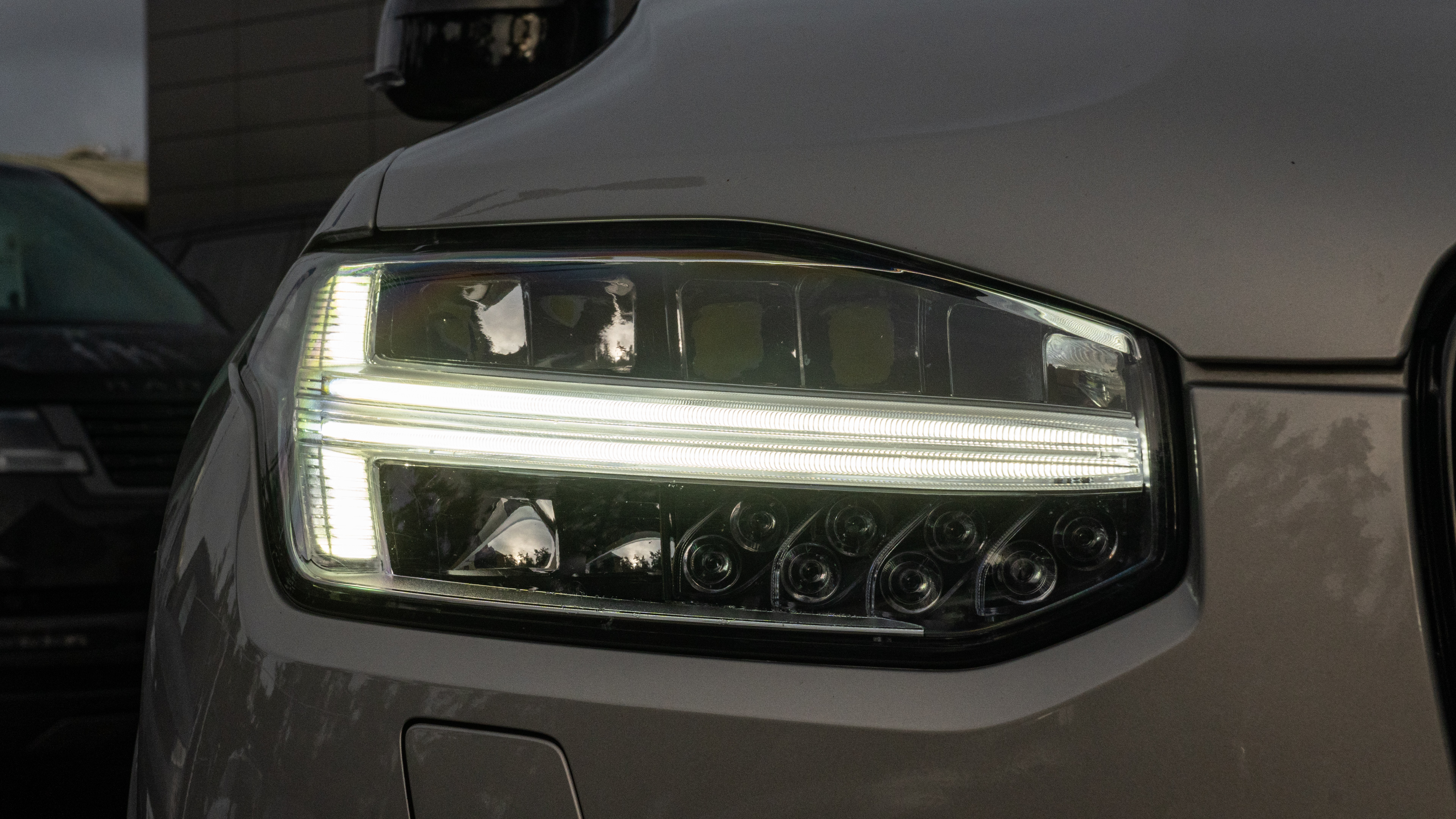 T8 455 RC PHEV DARK AWD GTRON