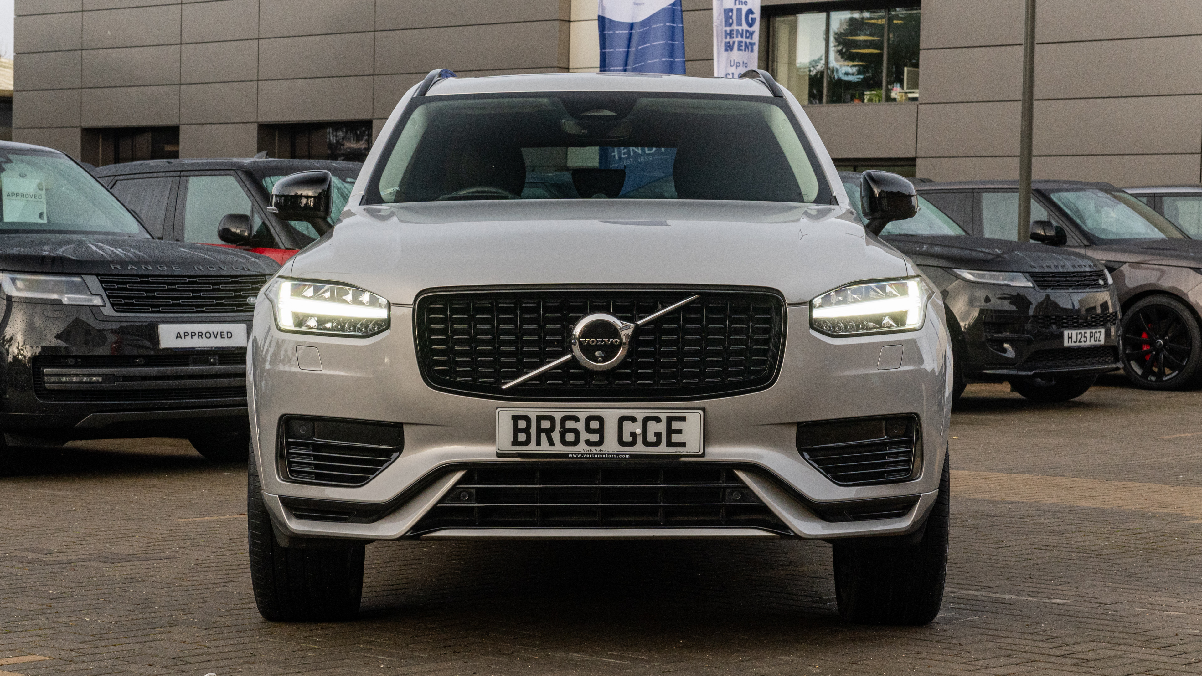 T8 455 RC PHEV DARK AWD GTRON