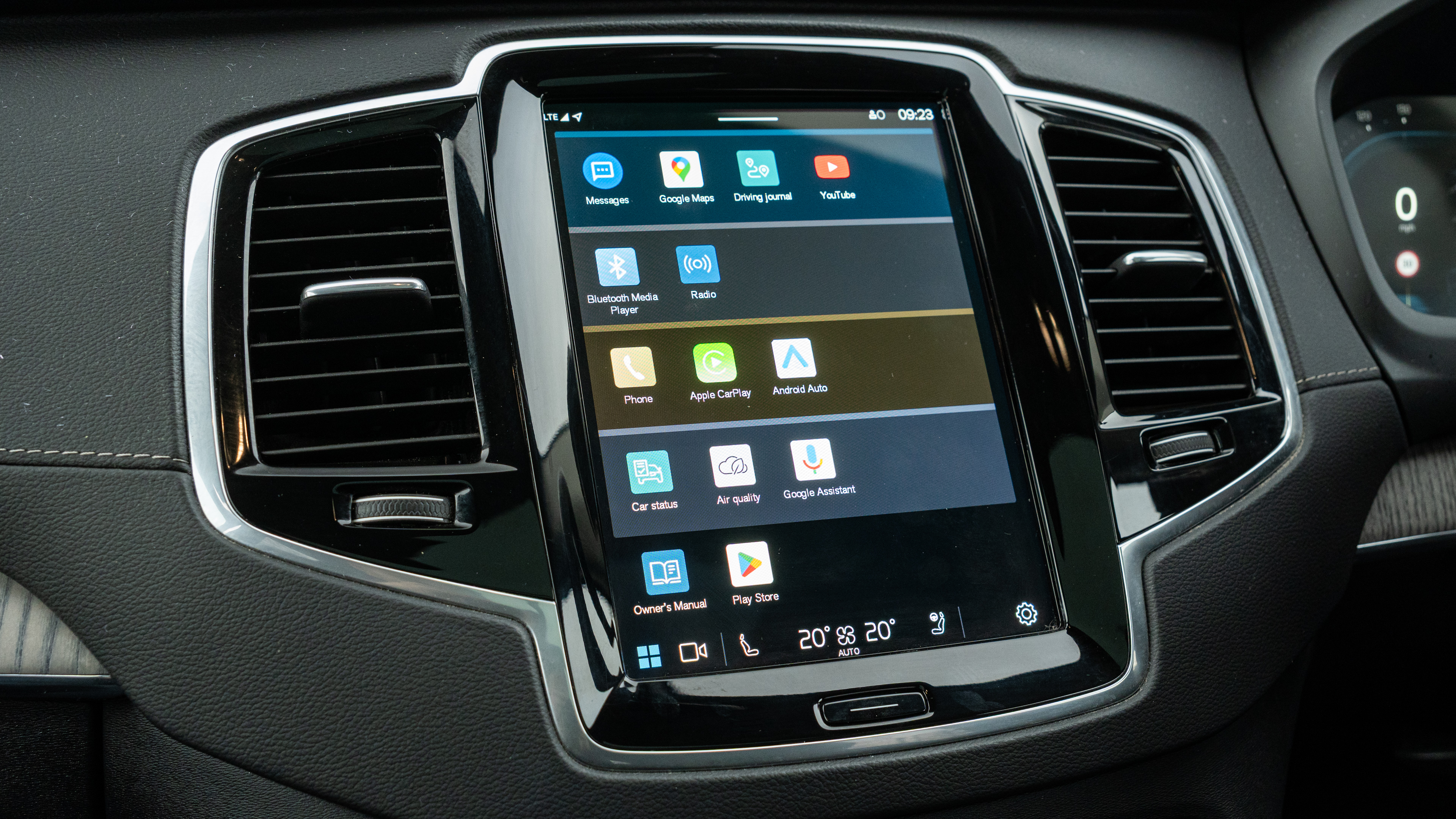 T8 455 RC PHEV DARK AWD GTRON