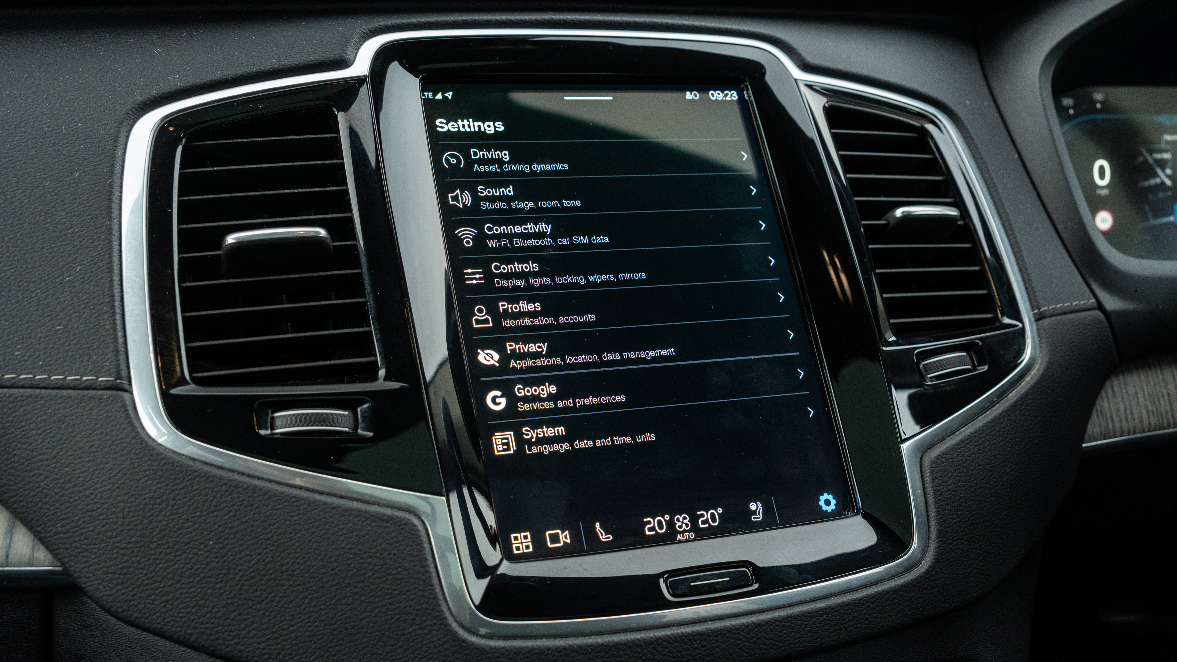 T8 455 RC PHEV DARK AWD GTRON