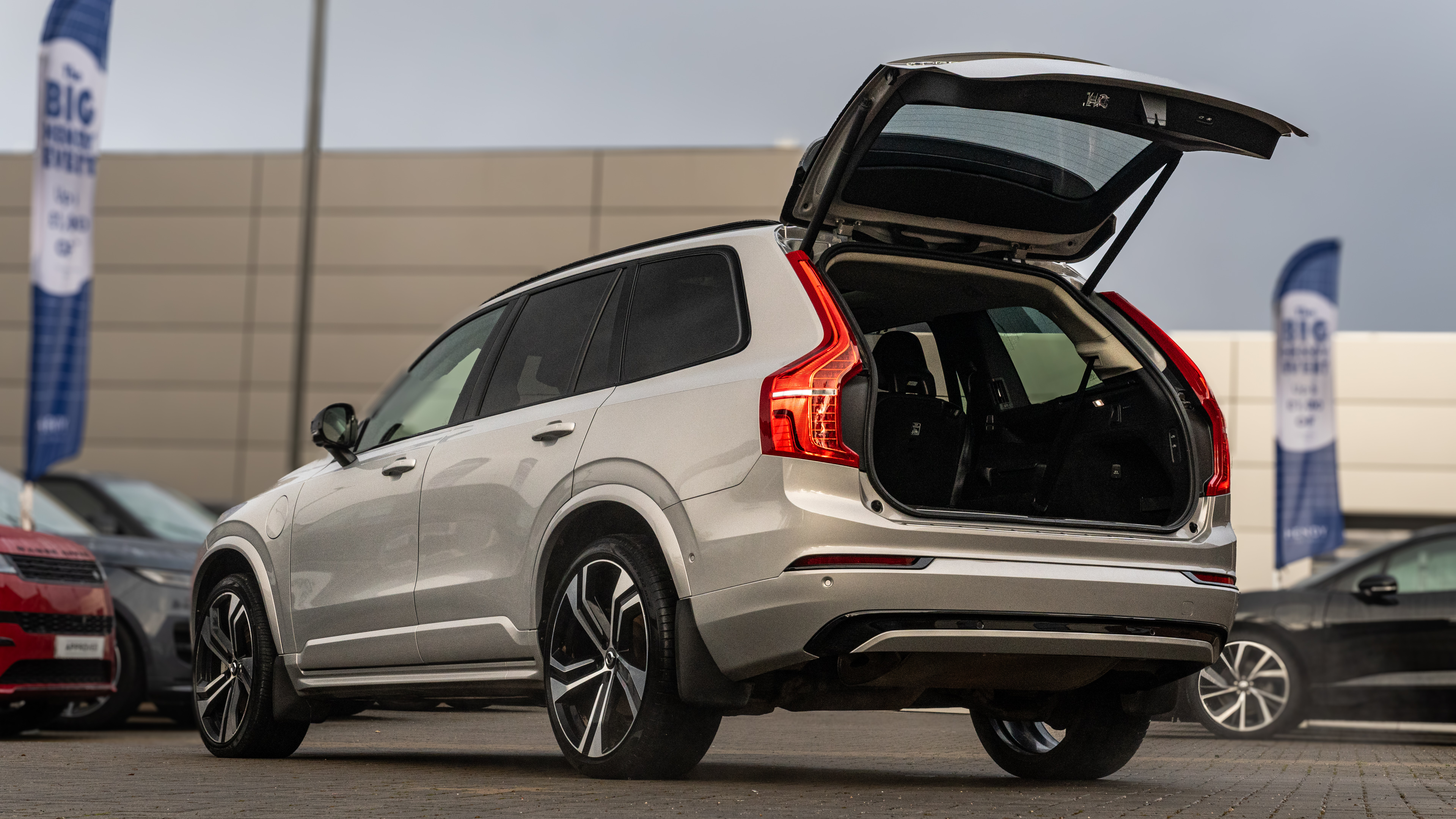 T8 455 RC PHEV DARK AWD GTRON