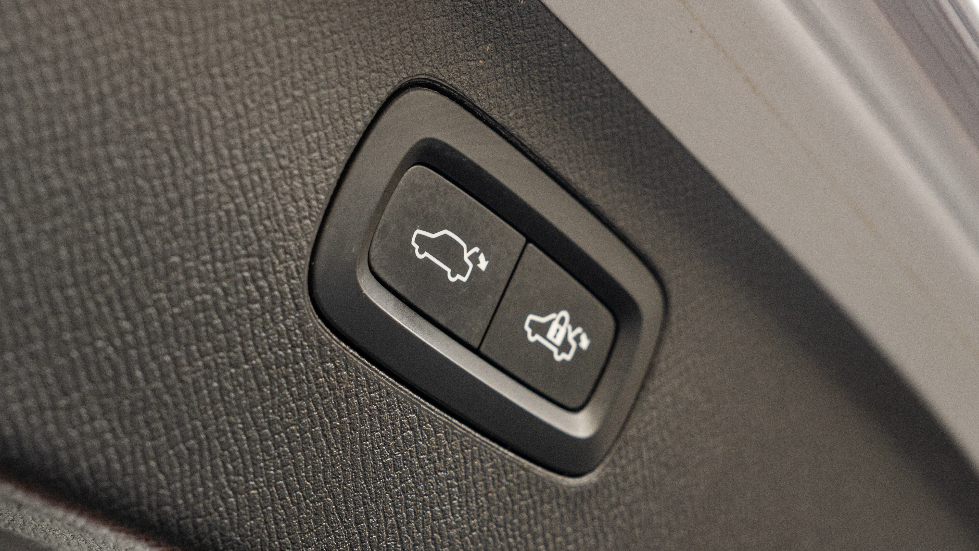 T8 455 RC PHEV DARK AWD GTRON