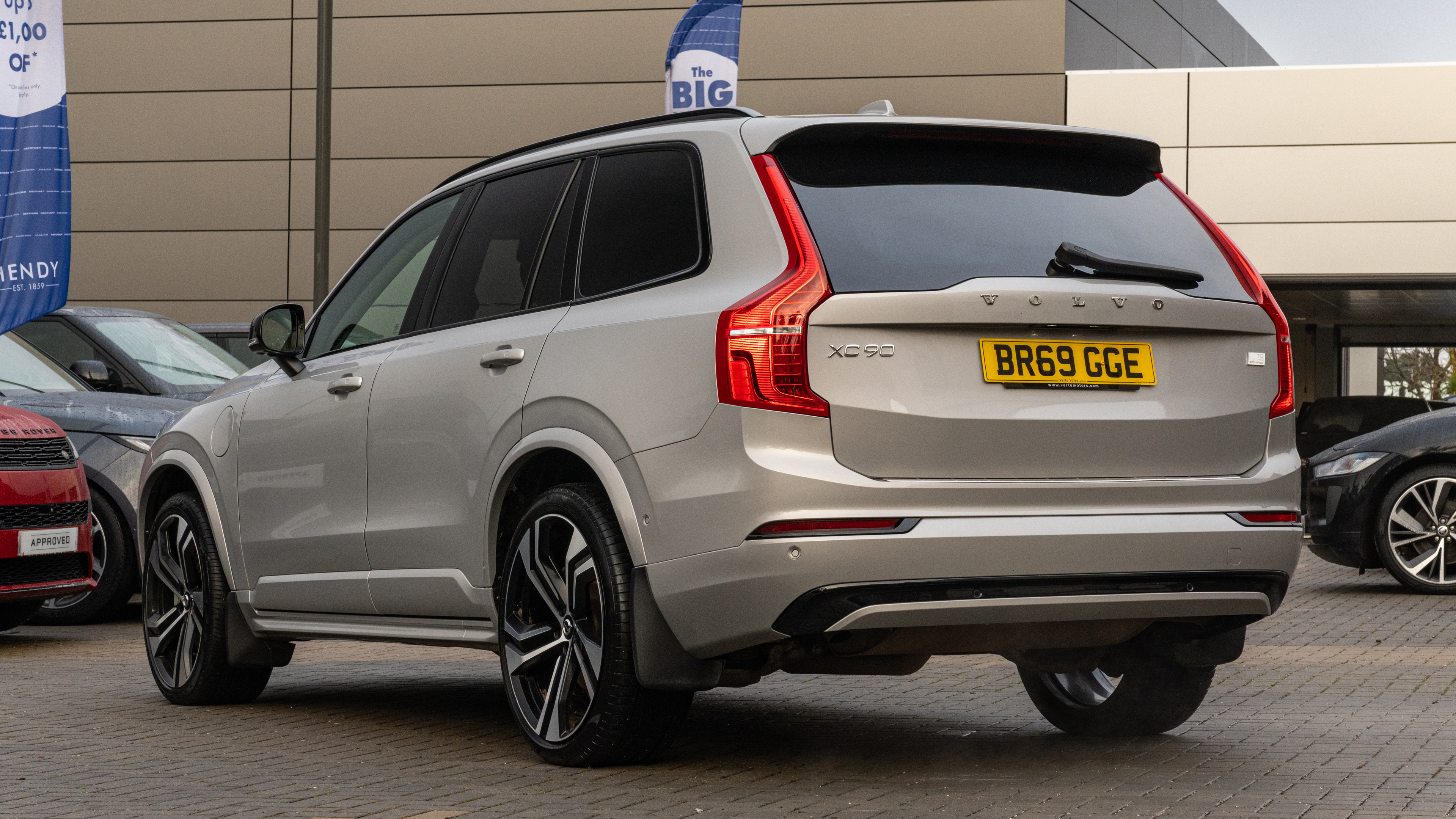 T8 455 RC PHEV DARK AWD GTRON