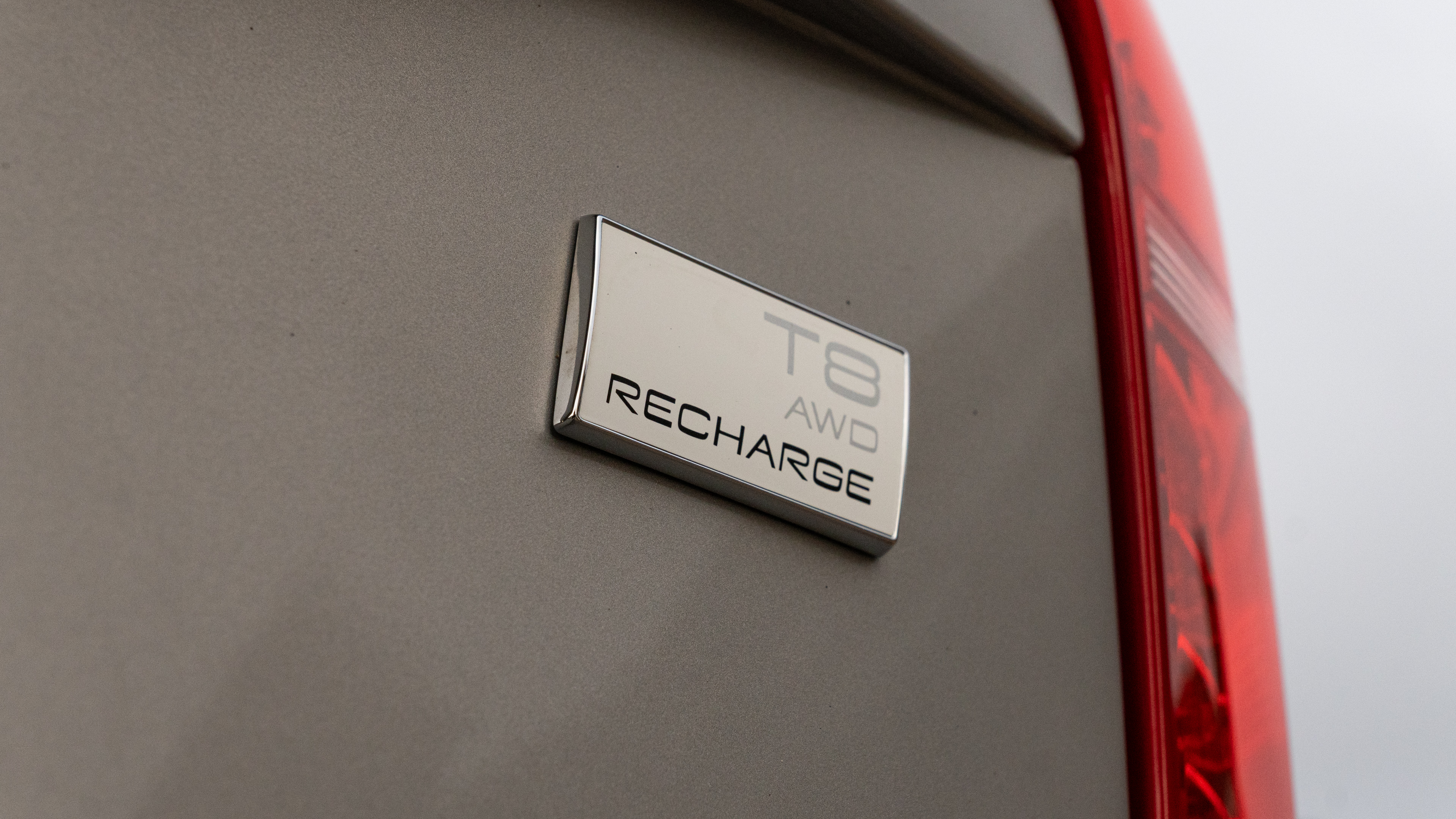 T8 455 RC PHEV DARK AWD GTRON