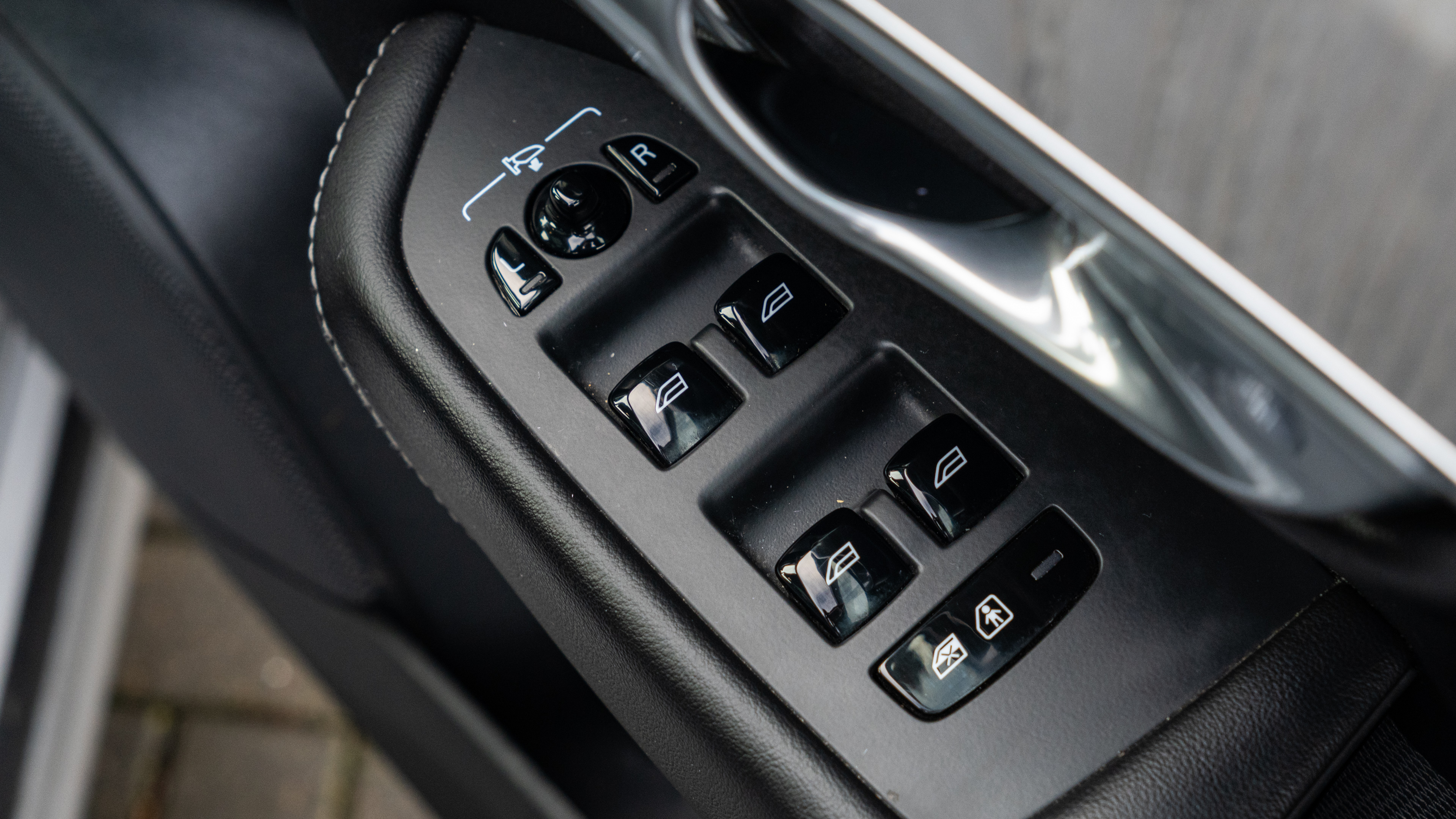 T8 455 RC PHEV DARK AWD GTRON