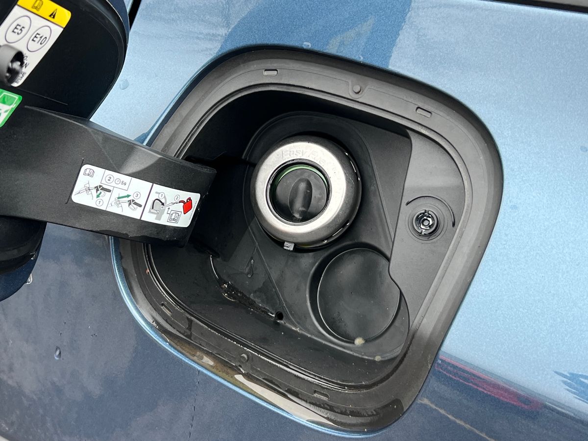 ECOBOOST HYBRID MHEV 155