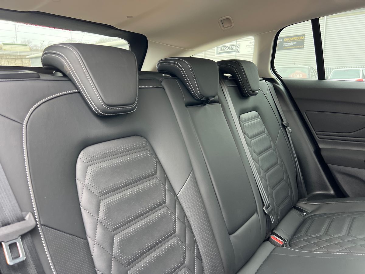 ECOBOOST HYBRID MHEV 155