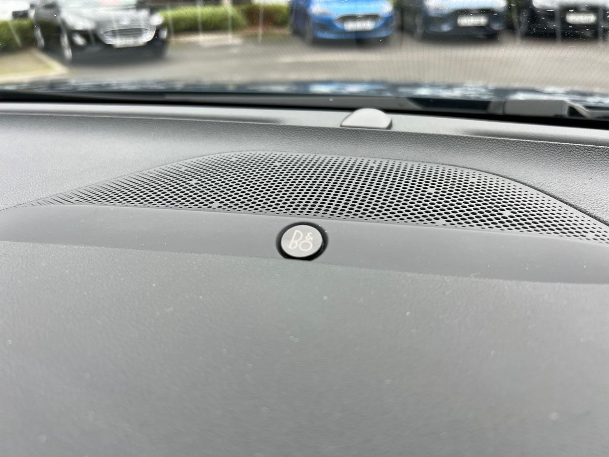 ECOBOOST HYBRID MHEV 155