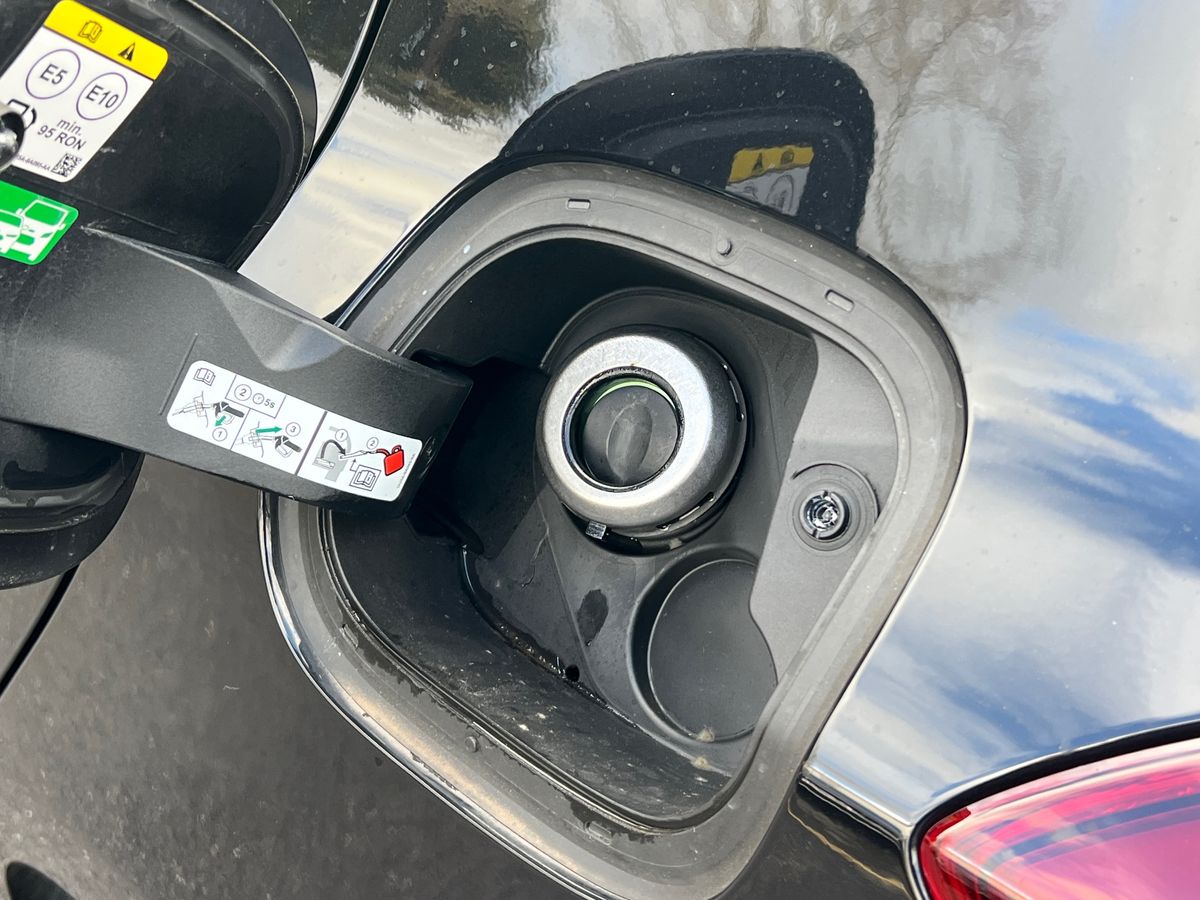 ECOBOOST HYBRID MHEV 155