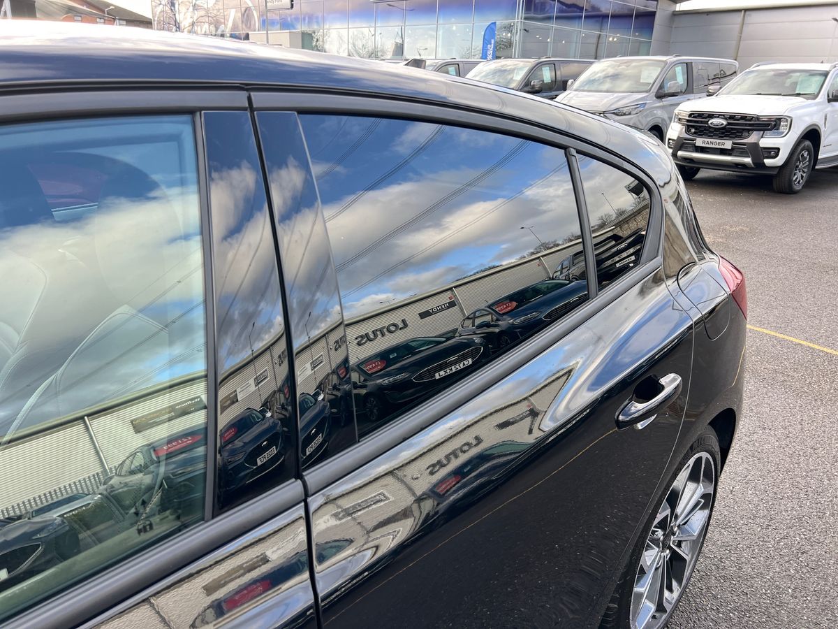 ECOBOOST HYBRID MHEV 155