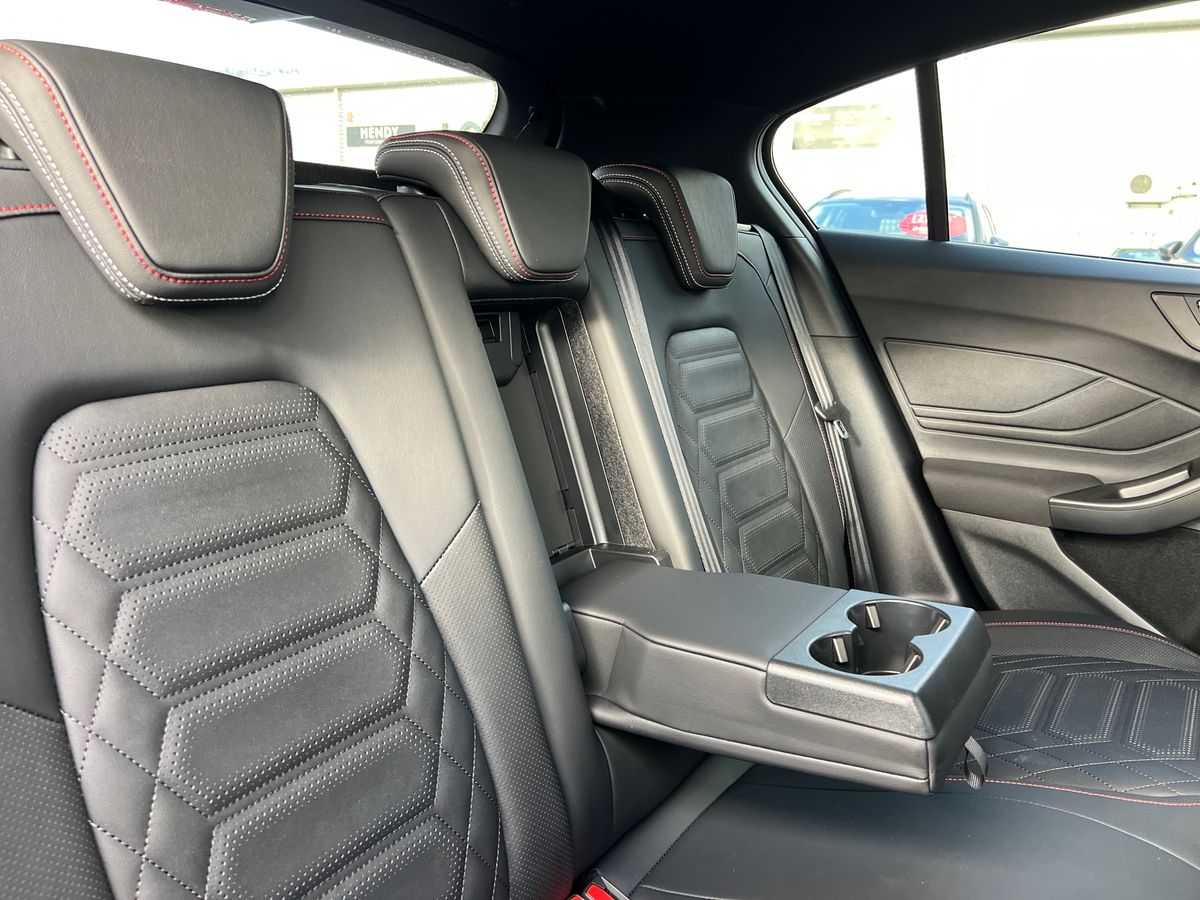 ECOBOOST HYBRID MHEV 155