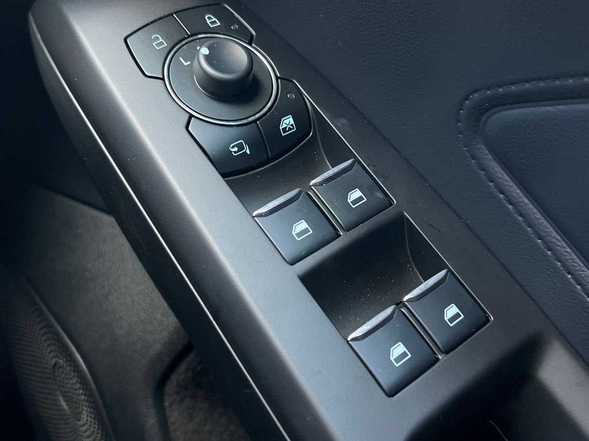 ECOBOOST HYBRID MHEV 155