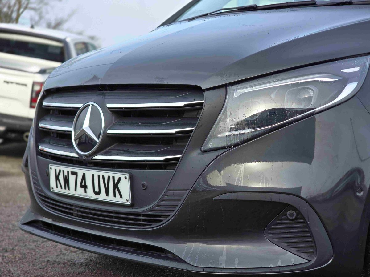 119CDI CREW VAN 9G-TRONIC