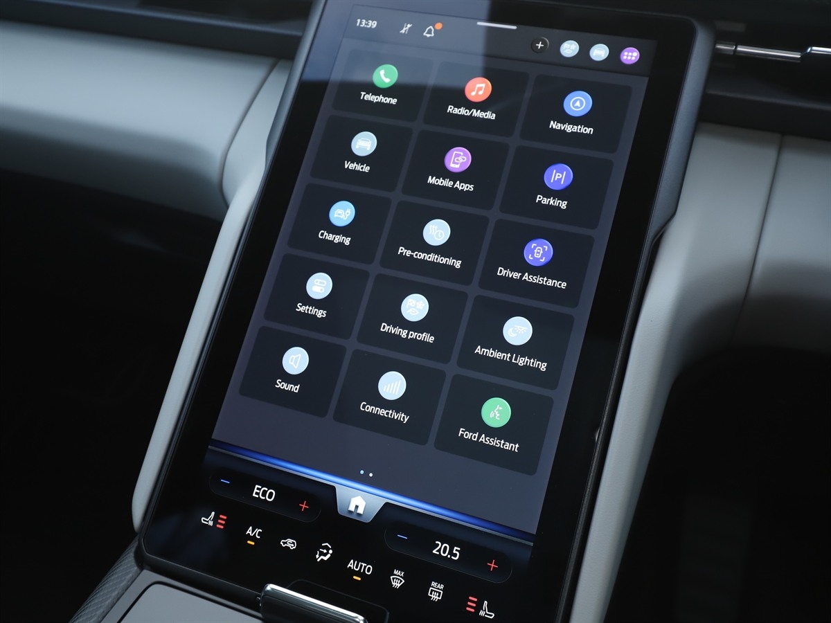 79KWH AWD DRIVER ASSIST