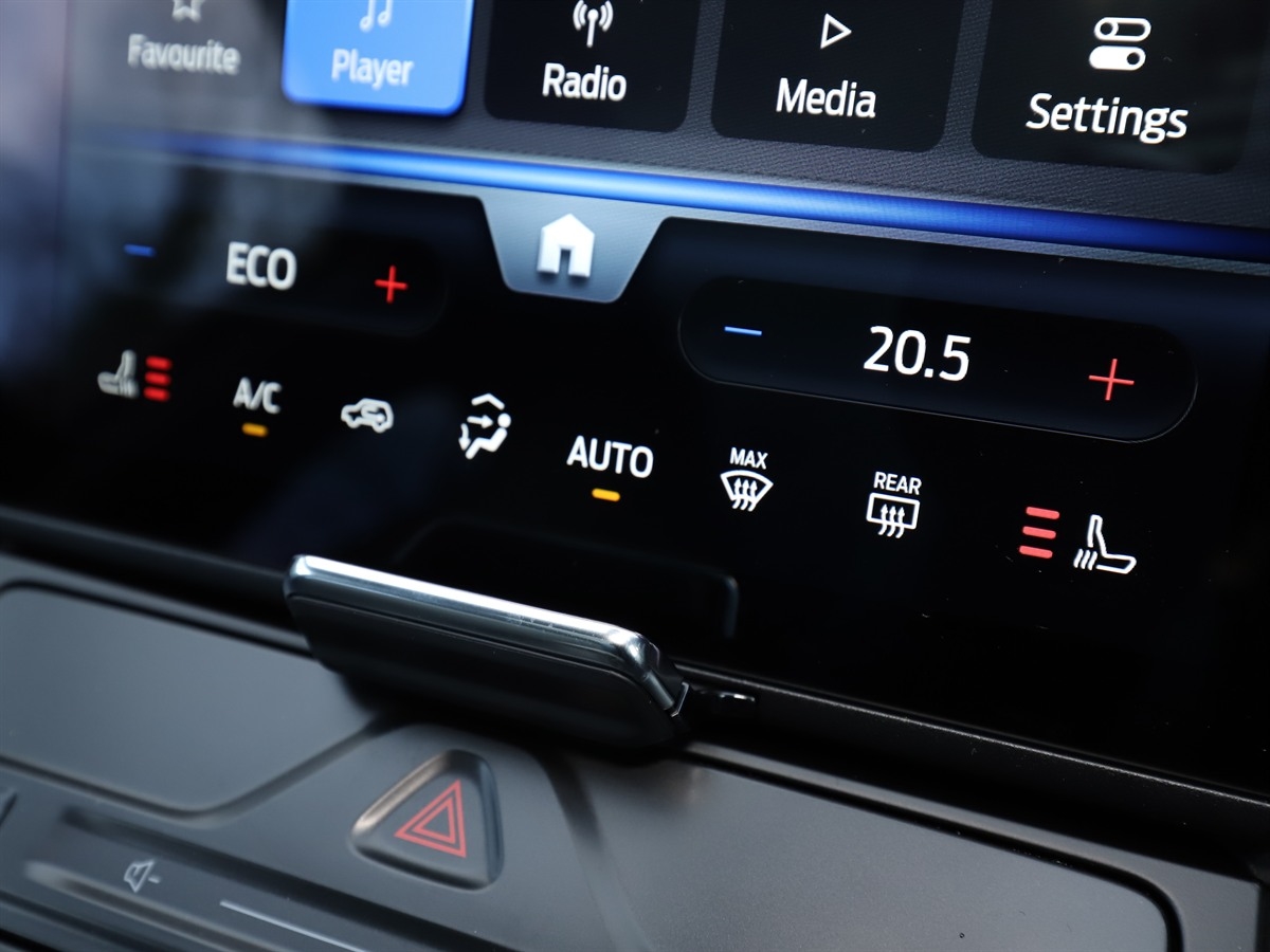 79KWH AWD DRIVER ASSIST