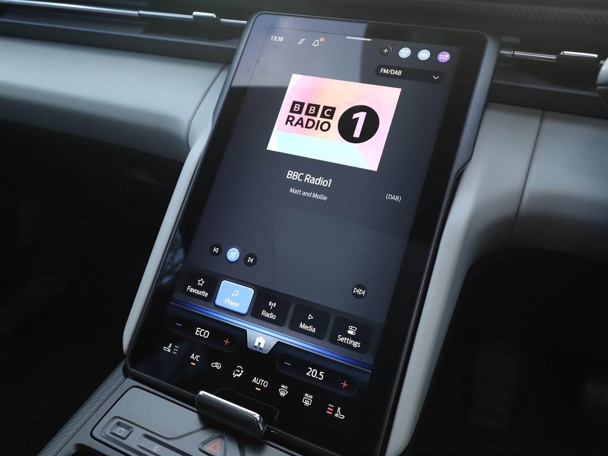 79KWH AWD DRIVER ASSIST