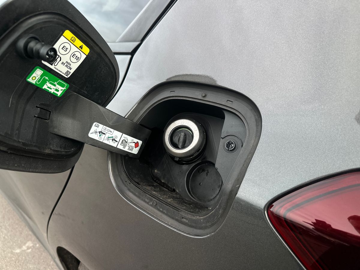 ECOBOOST HYBRID MHEV 155