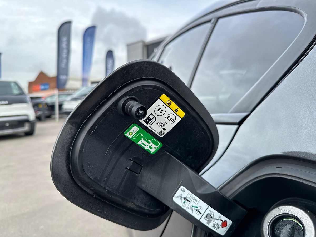 ECOBOOST HYBRID MHEV 155