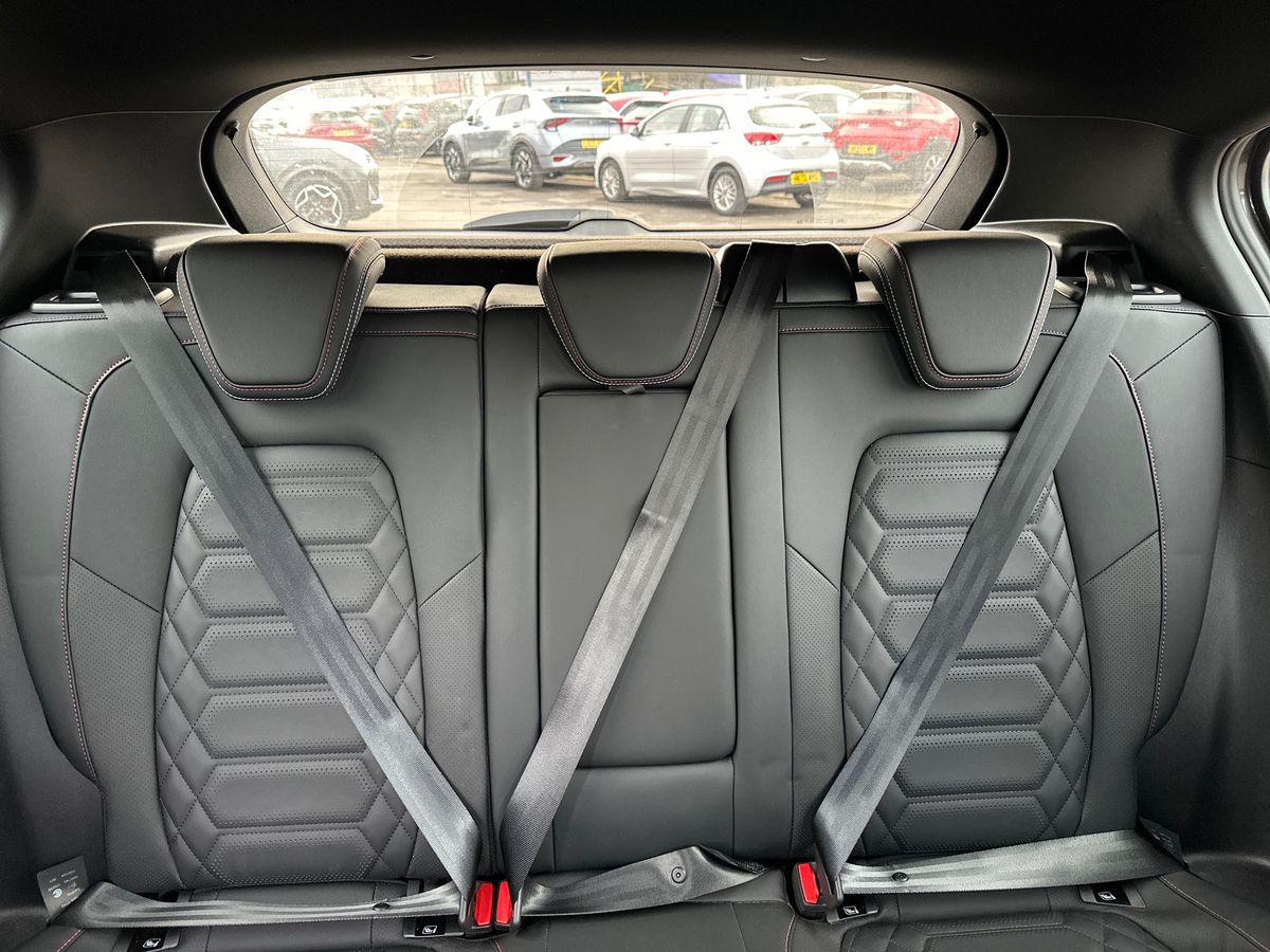 ECOBOOST HYBRID MHEV 155