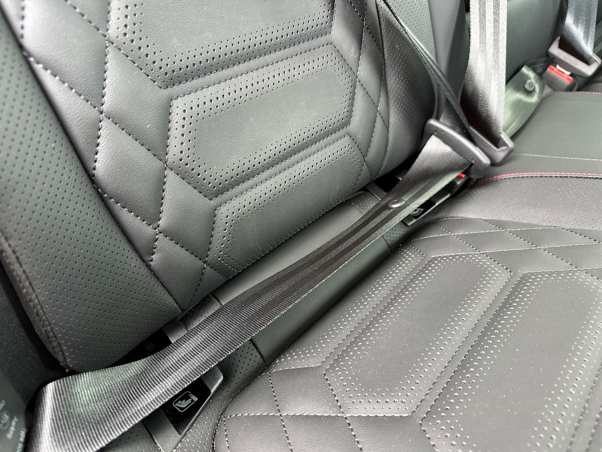 ECOBOOST HYBRID MHEV 155