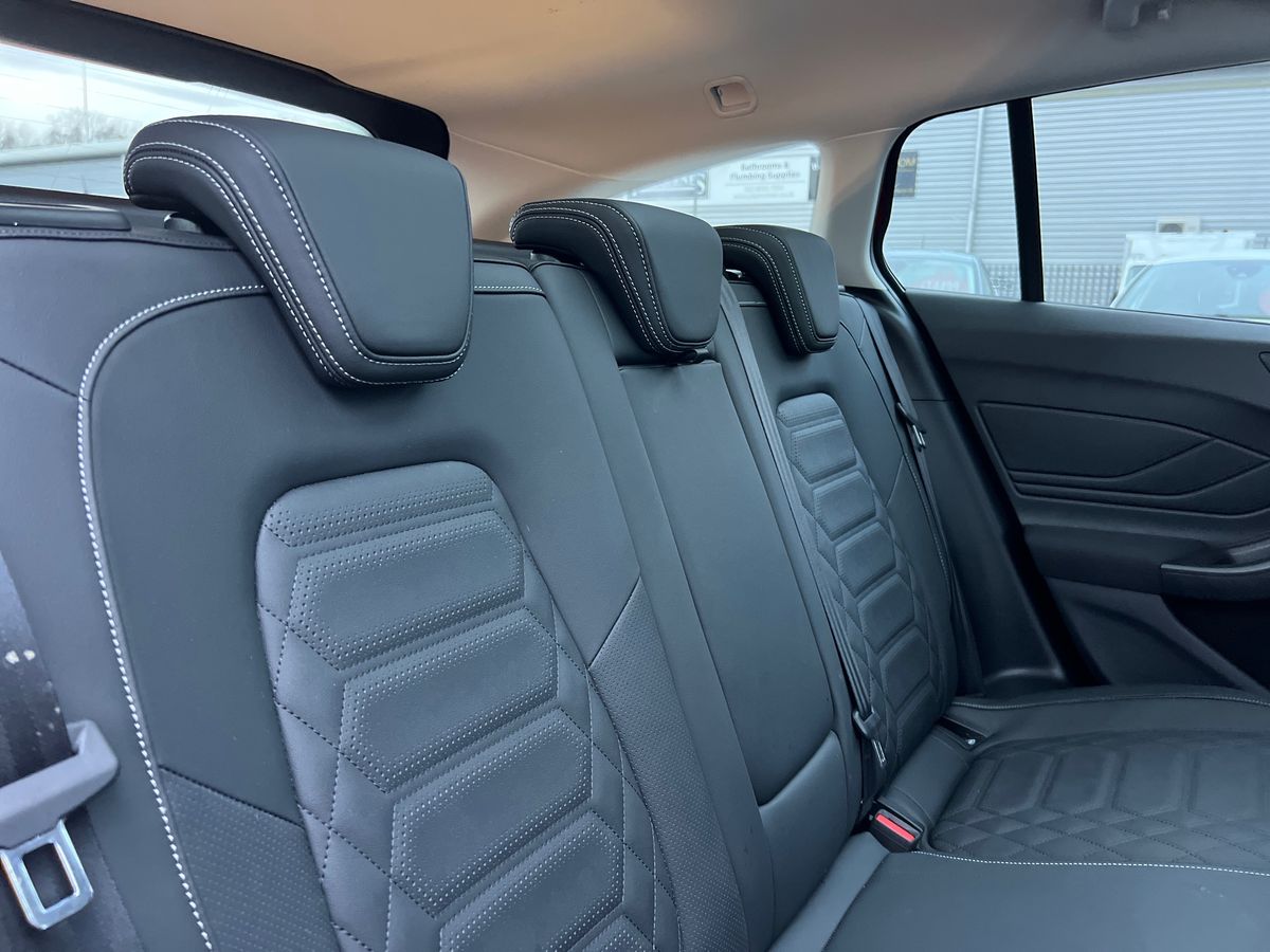 ECOBOOST HYBRID MHEV 155