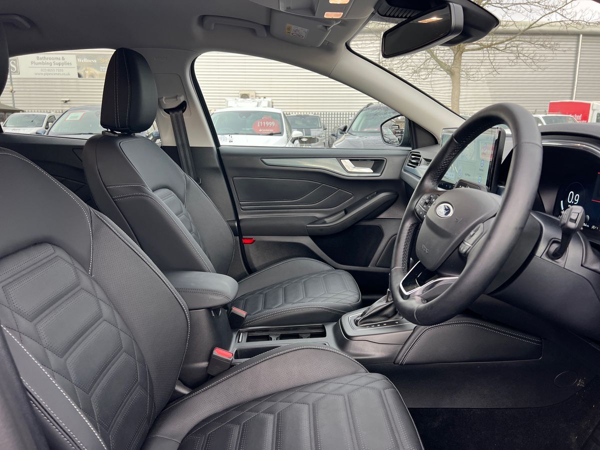 ECOBOOST HYBRID MHEV 155