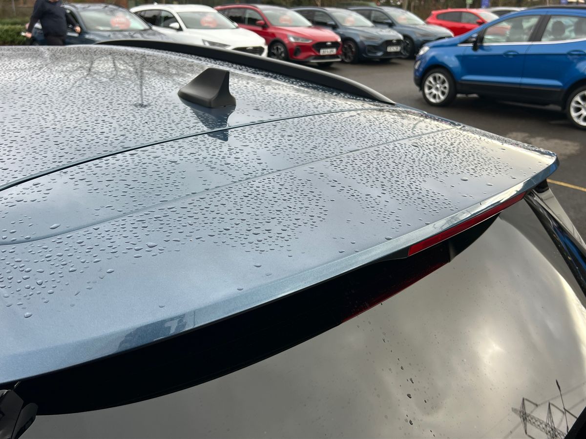 ECOBOOST HYBRID MHEV 155