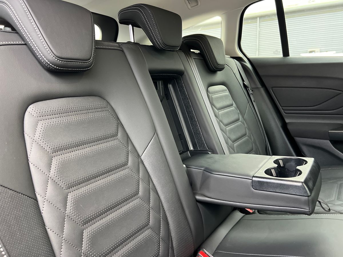 ECOBOOST HYBRID MHEV 155