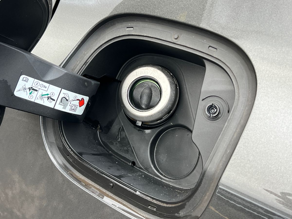 ECOBOOST HYBRID MHEV 155