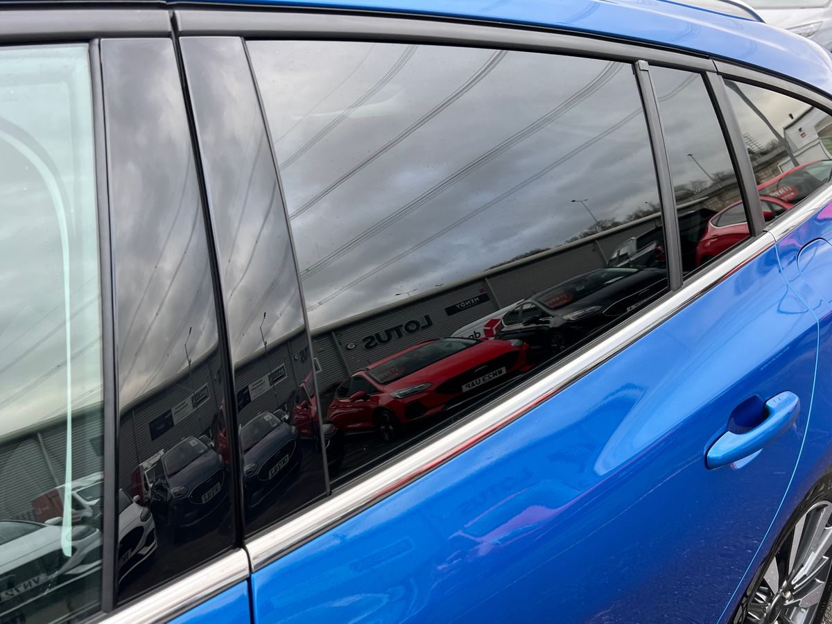 ECOBOOST HYBRID MHEV 155