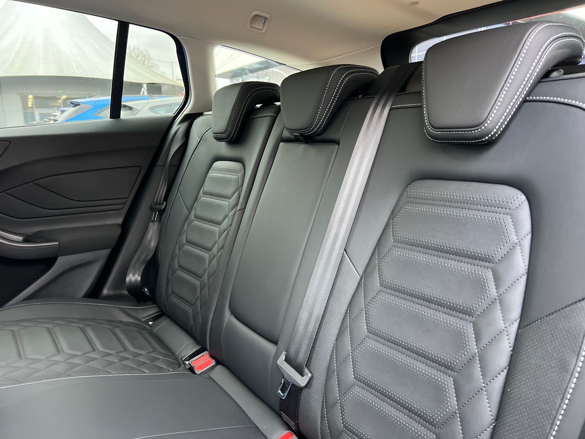 ECOBOOST HYBRID MHEV 155