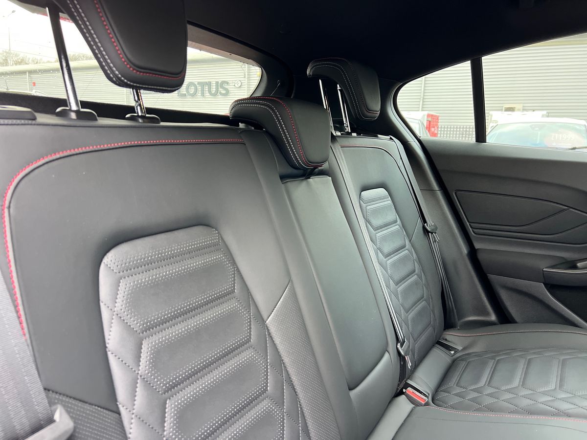 ECOBOOST HYBRID MHEV 155