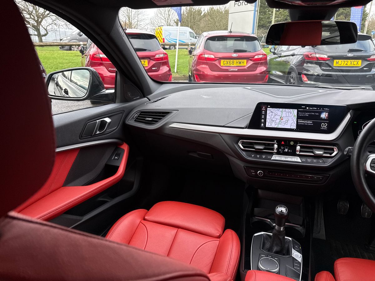 118I 136 LIVE COCKPIT PROFESSIONAL