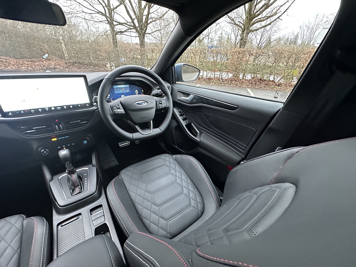 ECOBOOST HYBRID MHEV 155