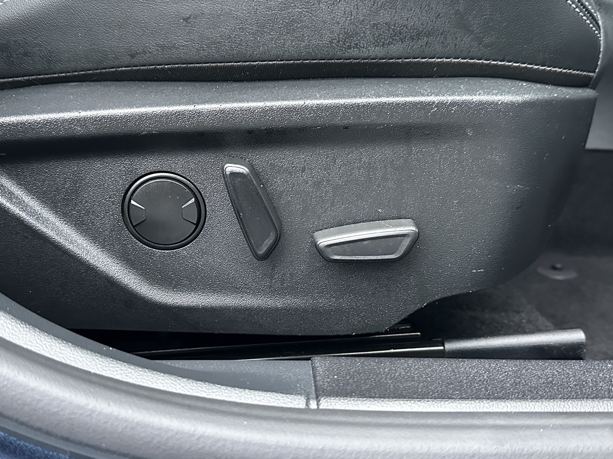 ECOBOOST HYBRID MHEV 155