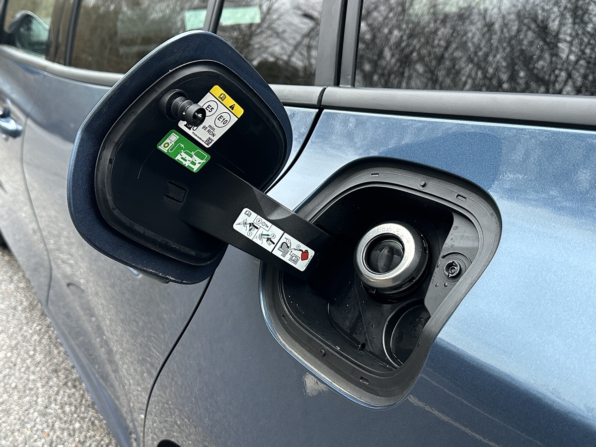 ECOBOOST HYBRID MHEV 155