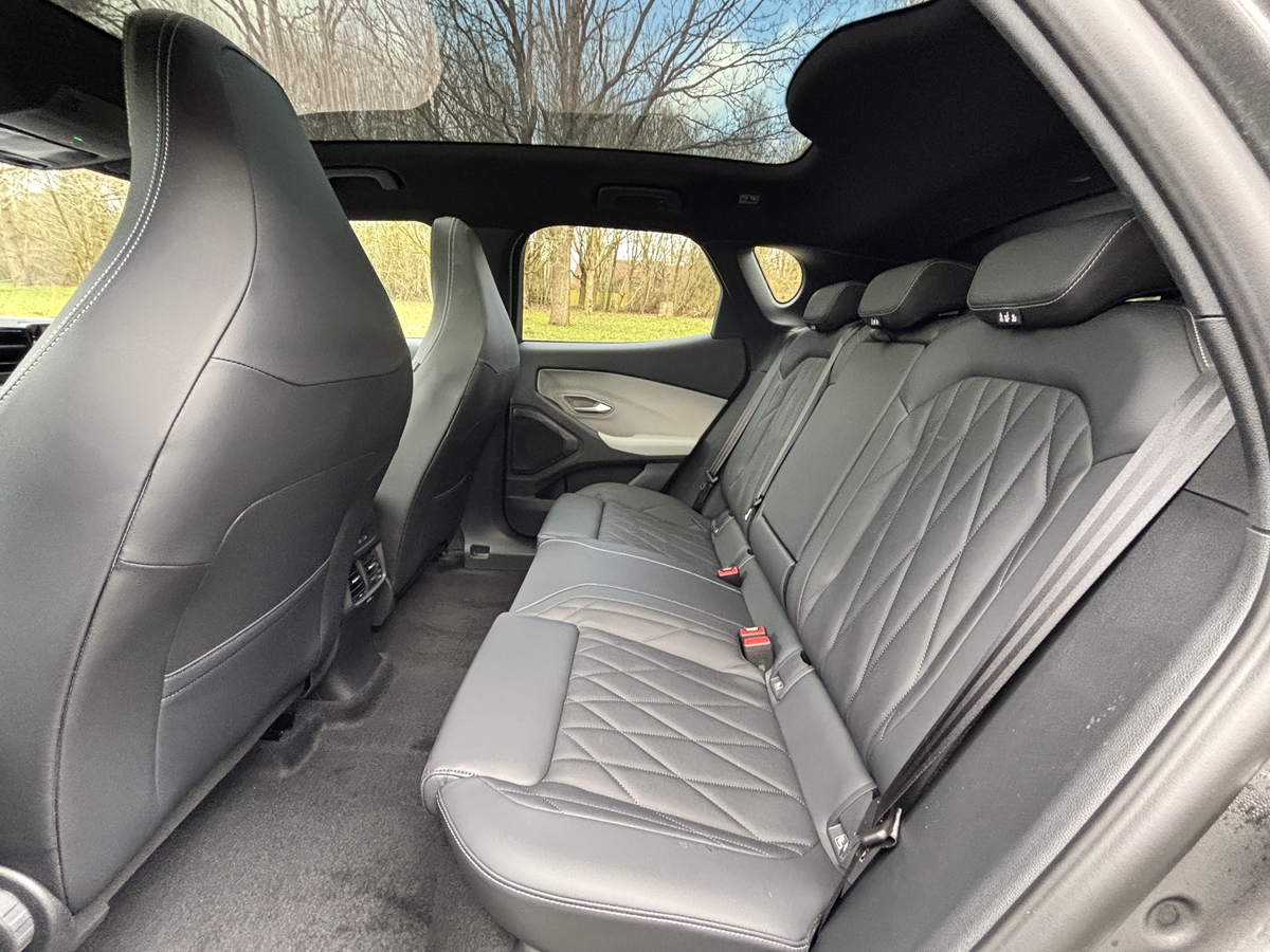 79KWH AWD DRIVER ASSIST