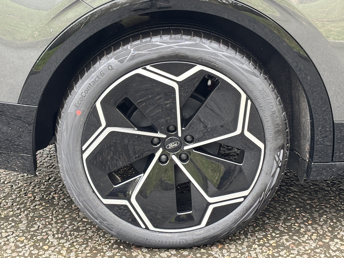 79KWH AWD DRIVER ASSIST