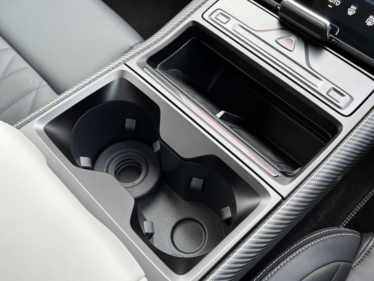 79KWH AWD DRIVER ASSIST