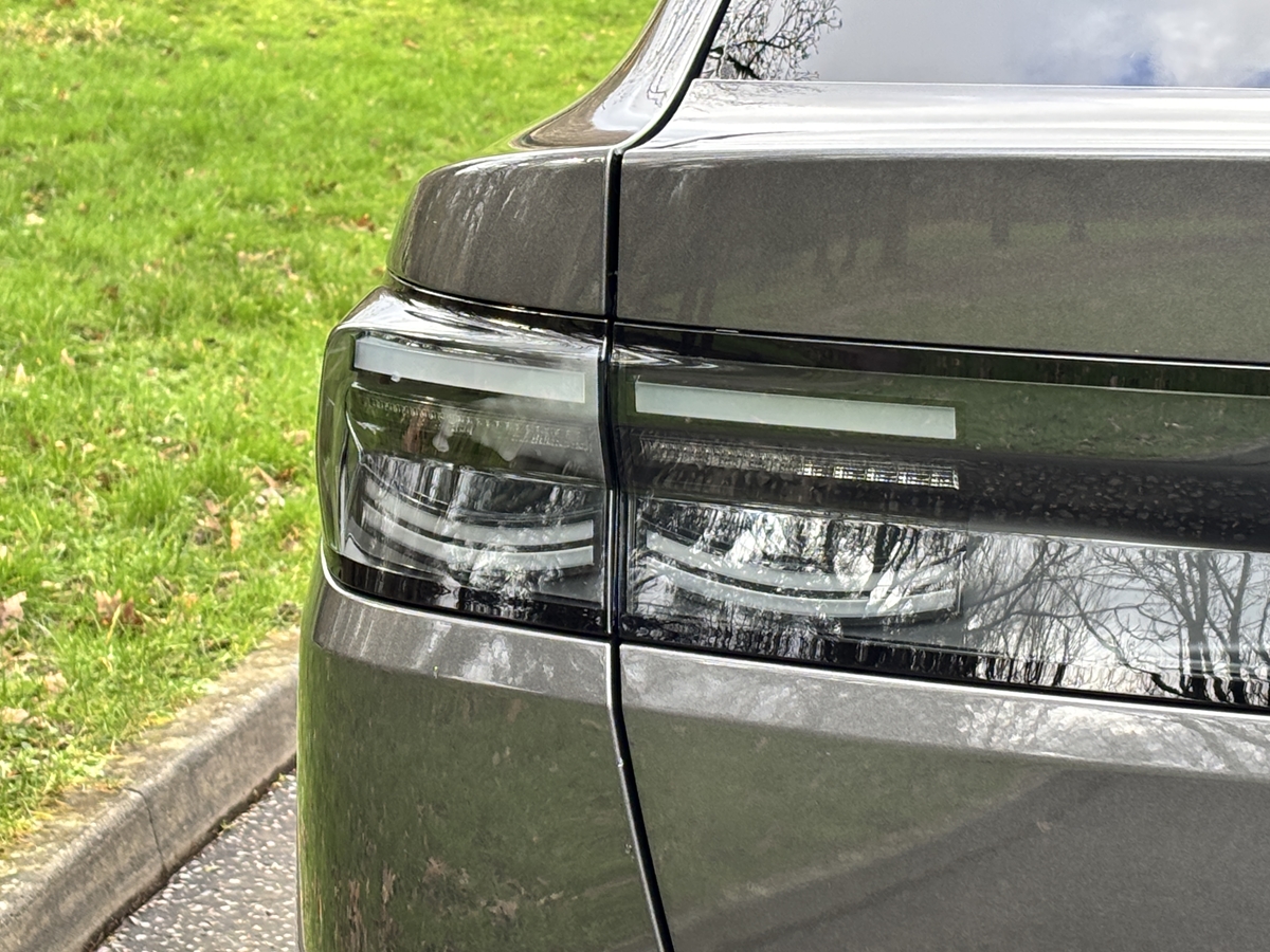 79KWH AWD DRIVER ASSIST