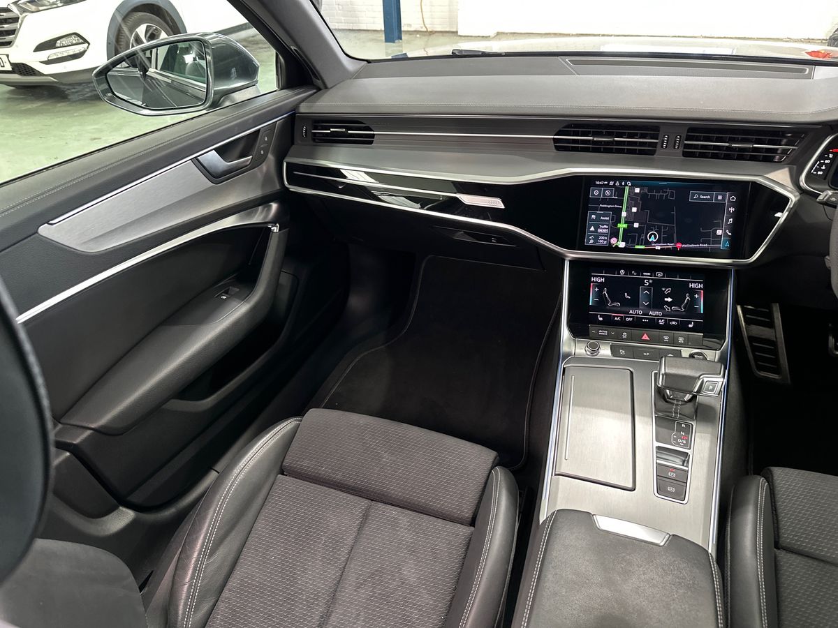 40 TFSI S TRONIC TECH PACK