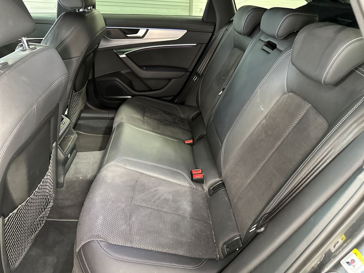 40 TFSI S TRONIC TECH PACK