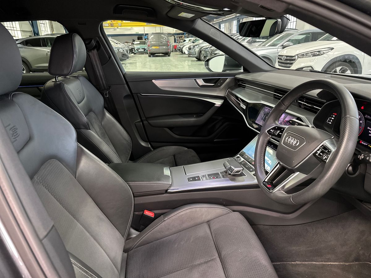 40 TFSI S TRONIC TECH PACK