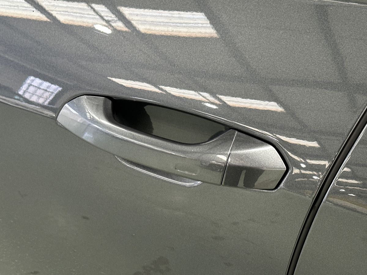 40 TFSI S TRONIC TECH PACK