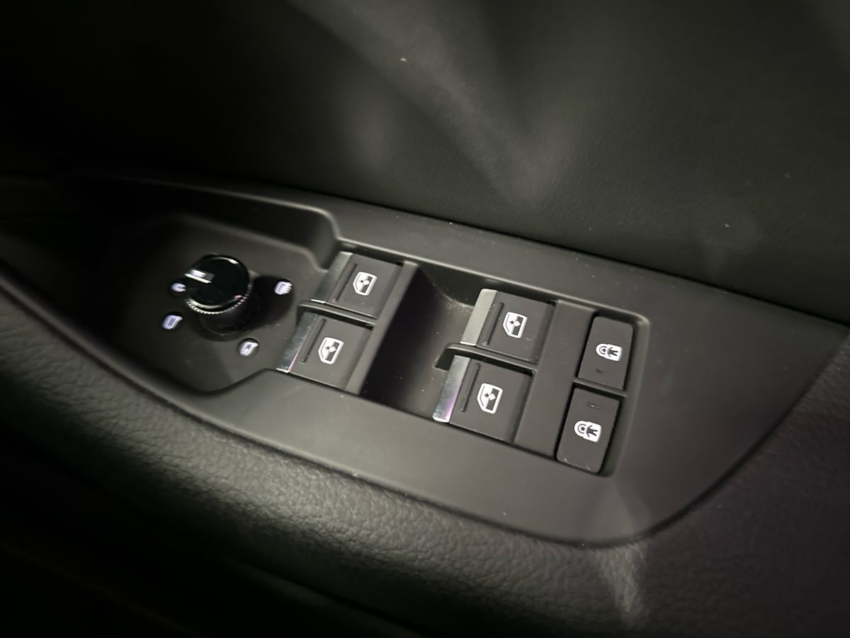 40 TFSI S TRONIC TECH PACK