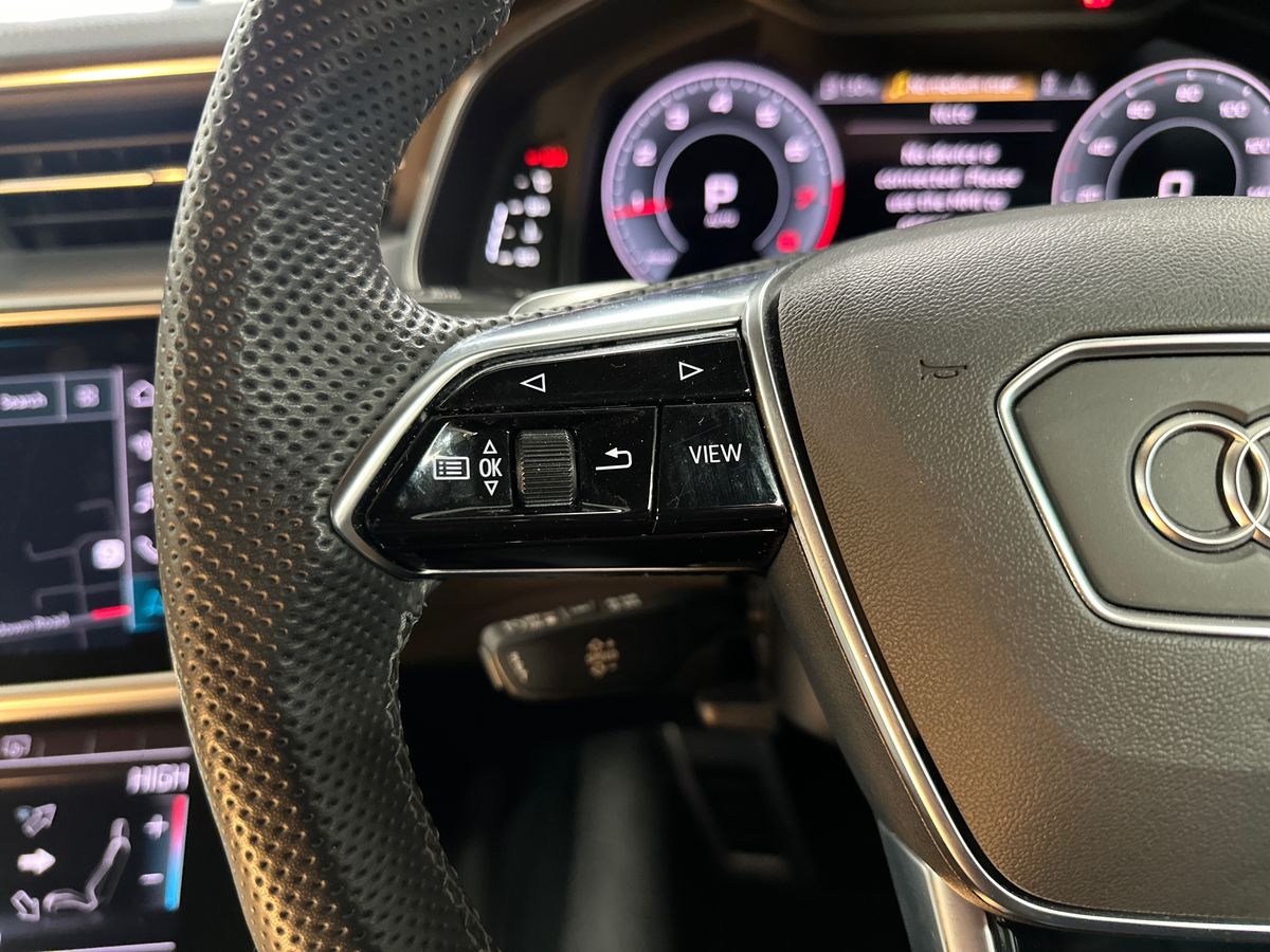 40 TFSI S TRONIC TECH PACK