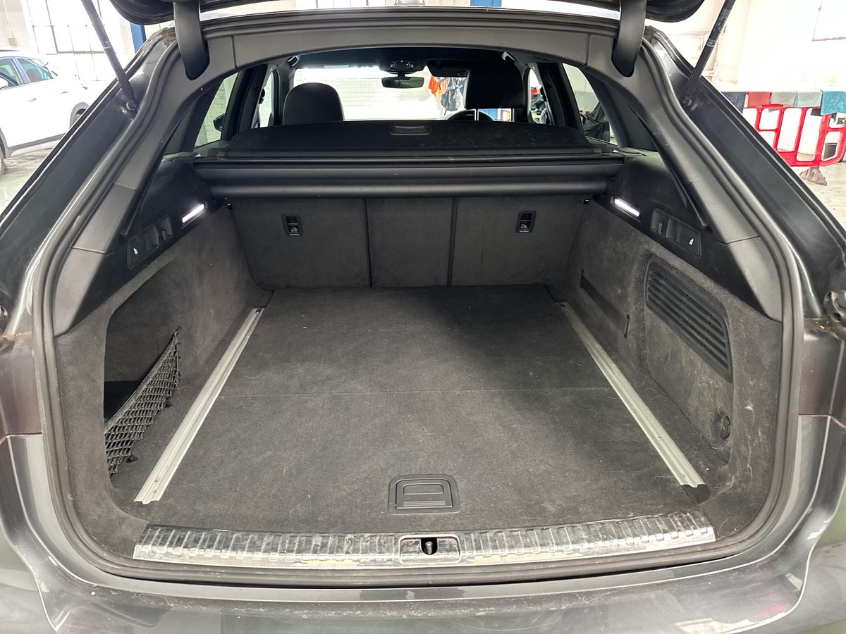 40 TFSI S TRONIC TECH PACK