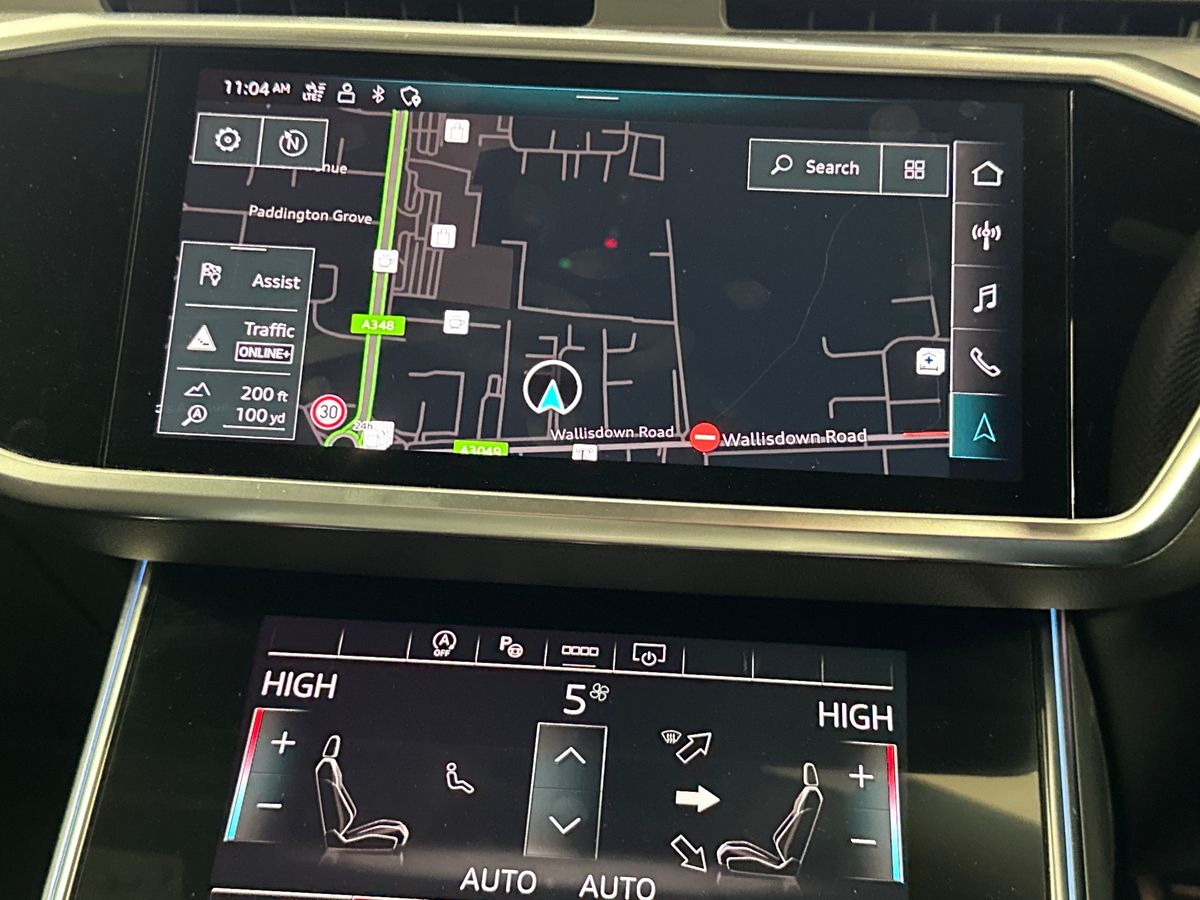 40 TFSI S TRONIC TECH PACK