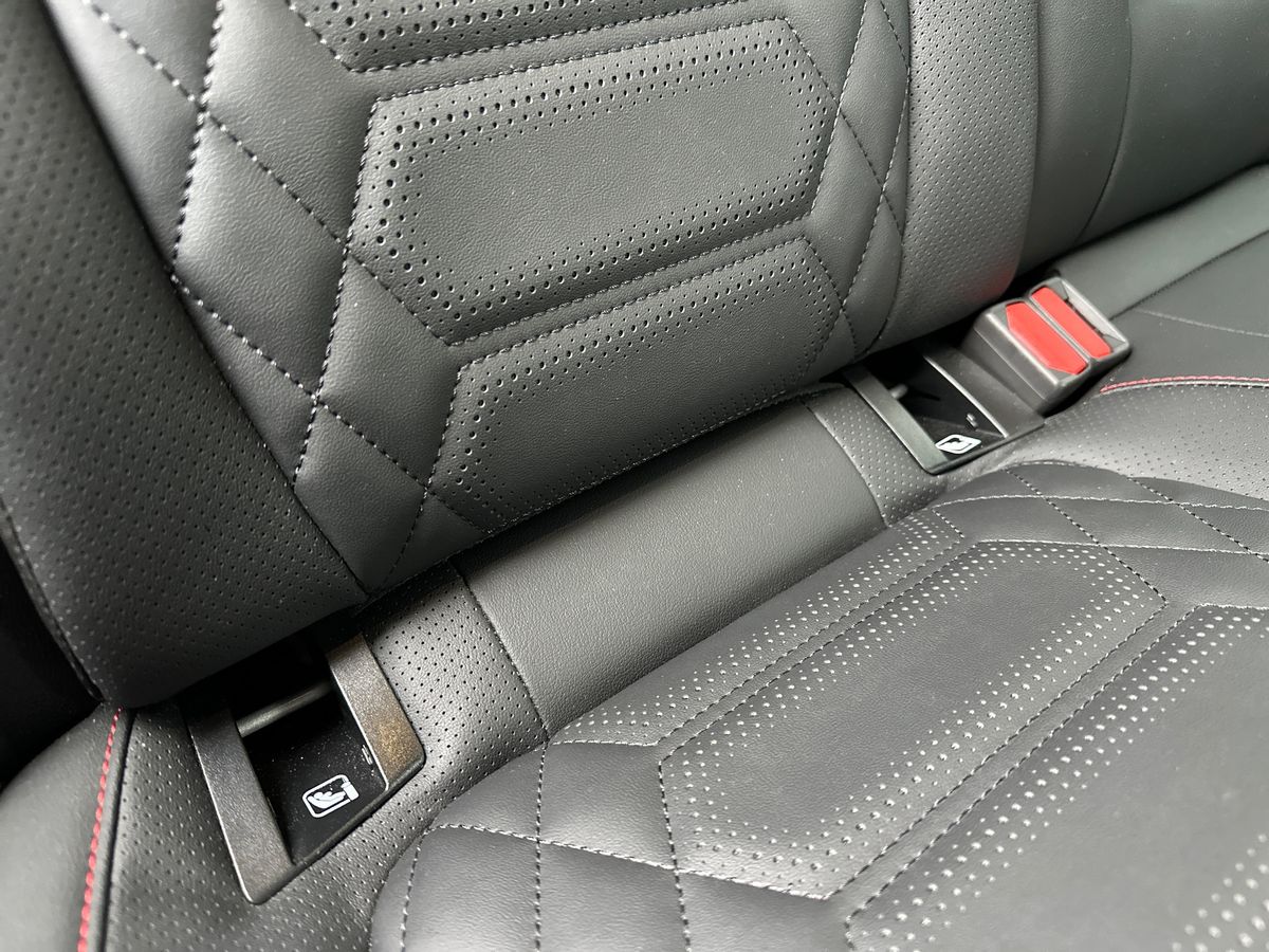 ECOBOOST HYBRID MHEV 155